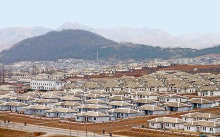 Zbrojenia i kult jednostki doprowadziły Koreę Północną do ekonomicznej ruiny