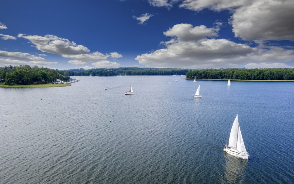 Jachtem ze stolicy na Mazury. Wielki remont wodnych szlaków