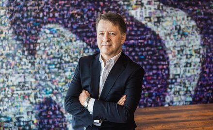 Jean-Marc Harion, nowy prezes P4, głównej spółki Play Communications, omówi wyniki i strategię.