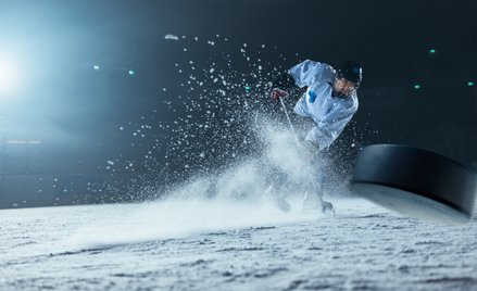 Serial o związku hokeistów trafił do Polski