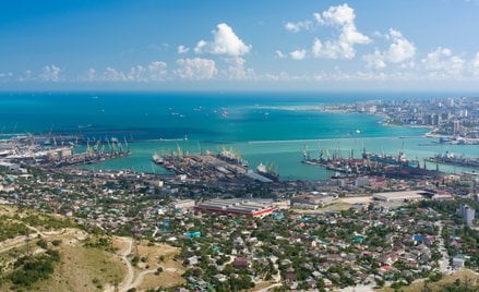 Celne uderzenie w rosyjską ropę. Transnieft wstrzymuje pompowanie