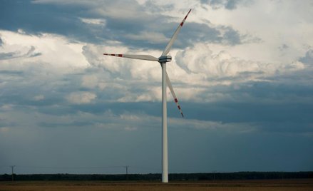 Łączna moc farm wiatrowych, które już posiadają pozwolenia na budowę na terenie Szkocji wynosi 5,7 G