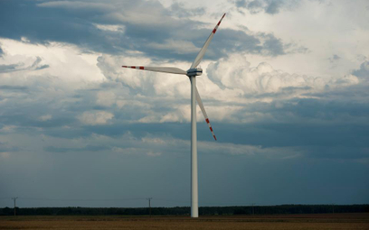 Łączna moc farm wiatrowych, które już posiadają pozwolenia na budowę na terenie Szkocji wynosi 5,7 G