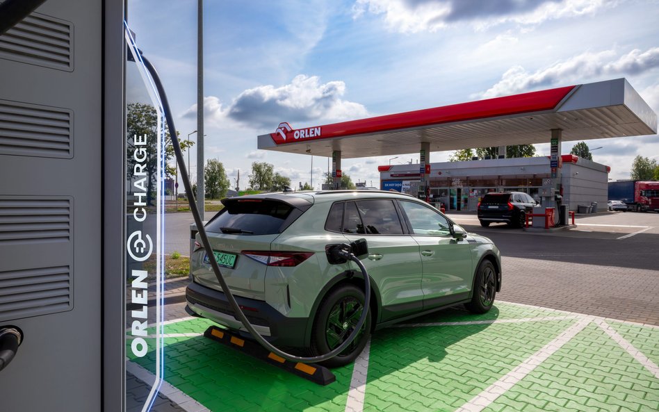 Elektryfikacja w segmencie motoryzacji postępuje coraz szybciej i trend będzie przyspieszał wraz ze 