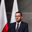 Rząd Mateusza Morawieckiego (na zdjęciu) jest na wojennej ścieżce w dwóch równoległych wojnach, któr