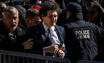 Kryptowalutowy guru Sam Bankman-Fried skazany na 25 lat więzienia