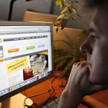 Login użytkownika serwisu identyfikuje w Internecie daną osobę fizyczną. Obraźliwe komentarze na jej