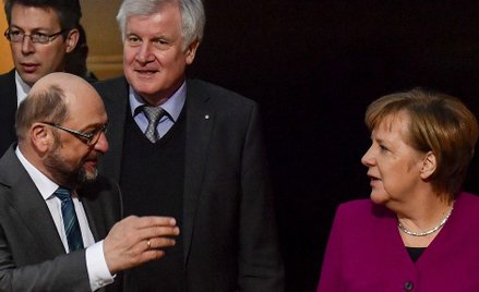 Lider SPD Martin Schulz i kanclerz Angela Merkel
