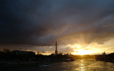 Paryż: Wieża Eiffla została zamknięta