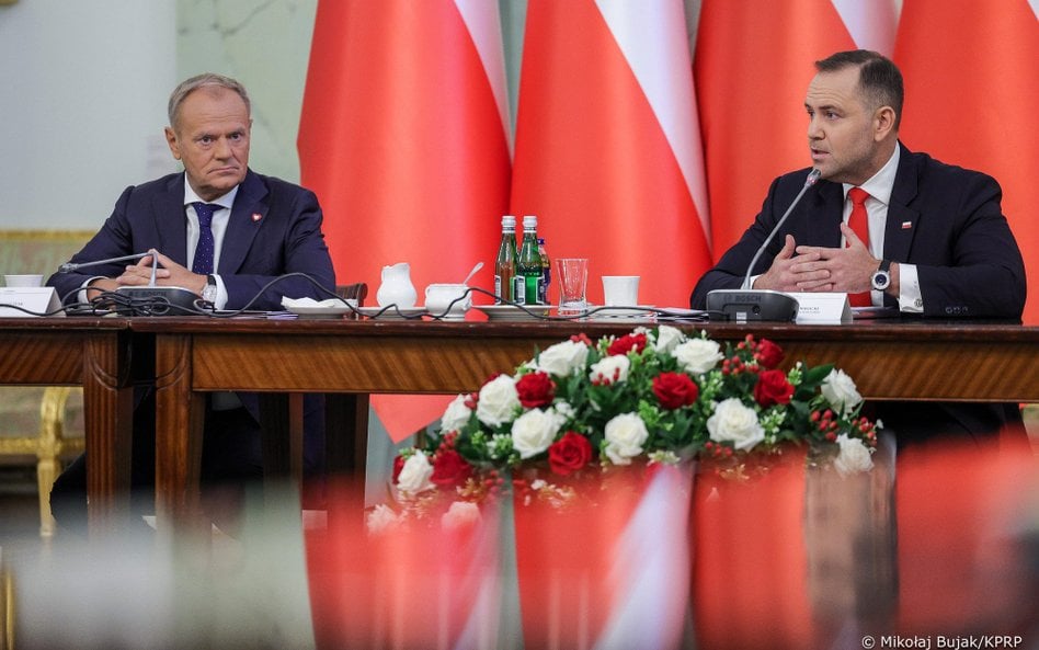Prezydent i premier podczas środowego posiedzenia Rady Gabinetowej w Pałacu Prezydenckim. To Karol N