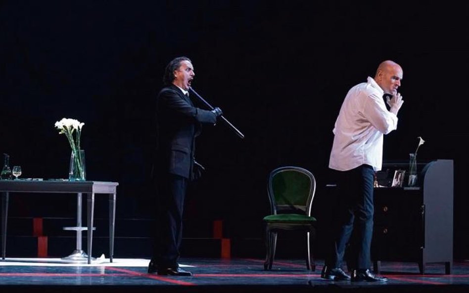 Artur Ruciński (Germont) i Michael Fabiano (Alfred) w „Traviacie” w madryckim Teatro Real