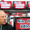 Główną pasją Jacka Hudowicza jest sport. Uwielbia piłkę nożną i ręczną, jest także fanem motoryzacji