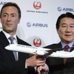 Fabrice Bregier, prezes Airbusa i Yoshiharu Ueki, prezes JAL