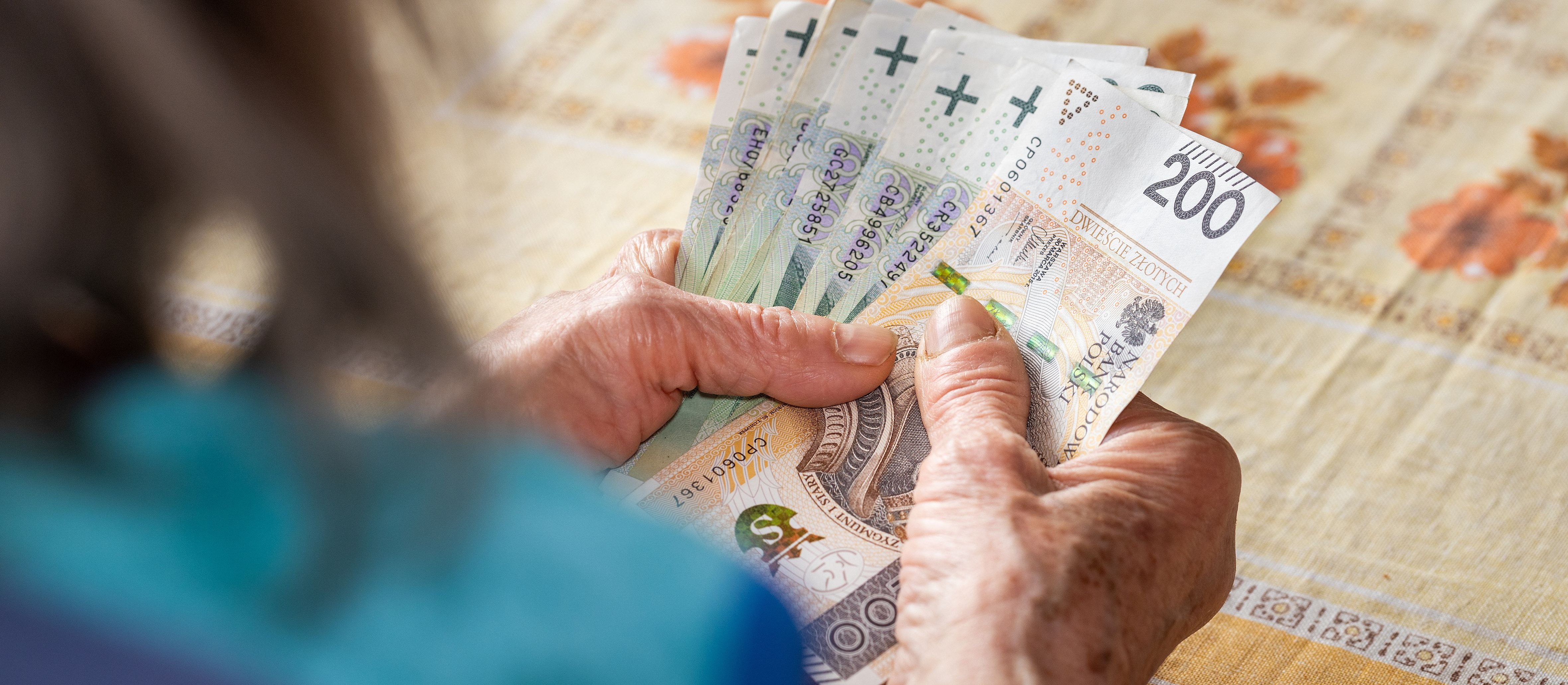 Kiepska ocena polskiego systemu emerytalnego. Kuleje filar kapitałowy