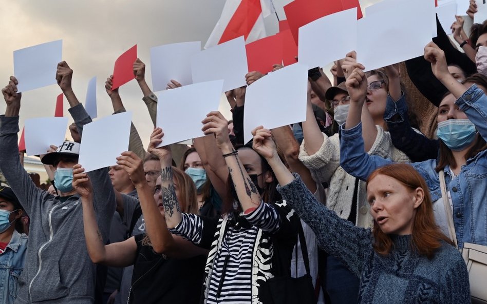 Trzech Polaków zatrzymanych na Białorusi wyszło na wolność