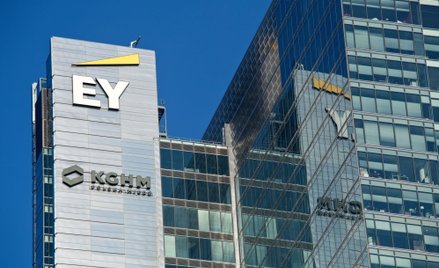 Znana firma konsultingowa zapłaci rekordową karę za oszustwa pracowników