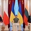 Prezydenci Andrzej Duda, Wołodymyr Zełenski i Gitanas Nauseda na wspólnej konferencji prasowej w Kij