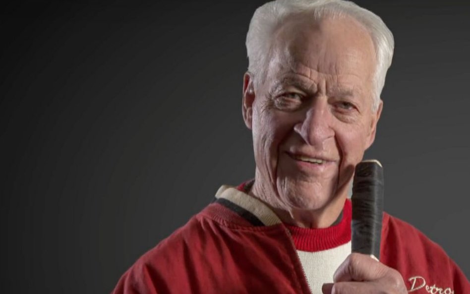 GORDIE HOWE (31 MARCA 1928 R. – 10 CZERWCA 2016 R.) Uznawany za jednego z najlepszych hokeistów wsze