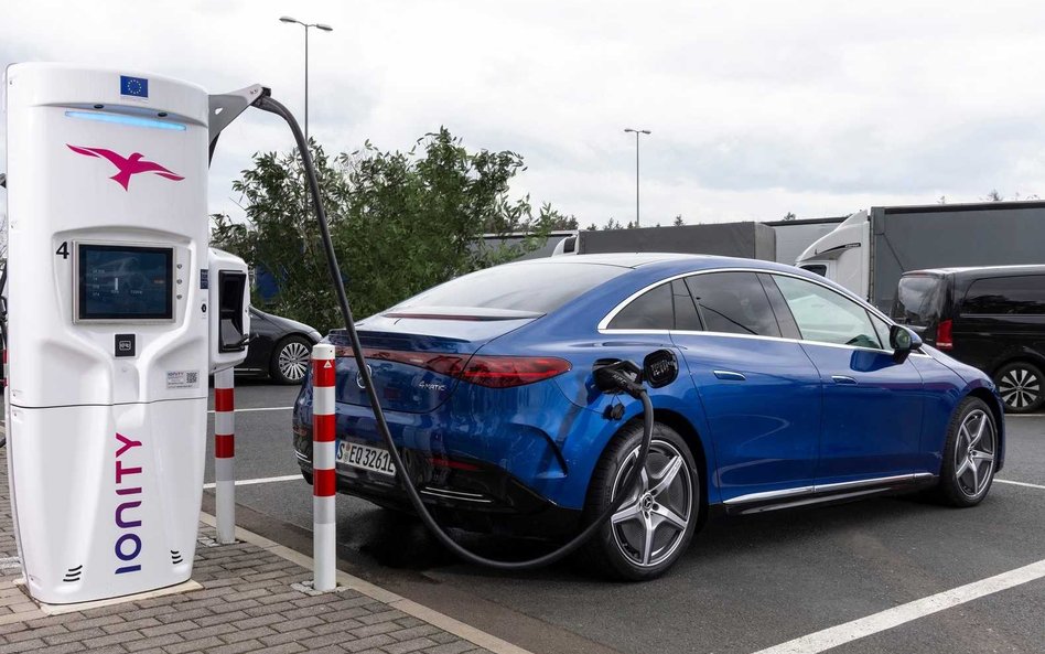 Będzie dużo więcej stacji ładowania elektrycznych samochodów