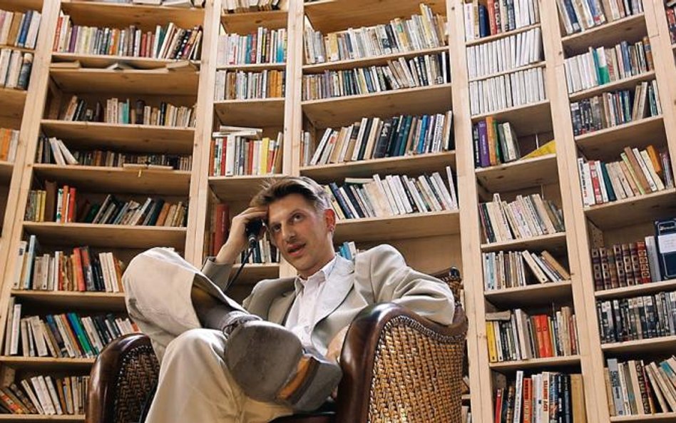 Jonathan Littell, podczas promocji „Łaskawych” w 2006 roku na literackim festiwalu w Manosque