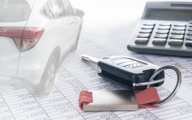 Przekazanie ubezpieczycielowi prawa do skradzionego pojazdu bez VAT