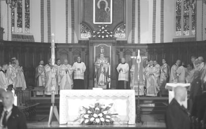 Kościół uczcił 25 rocznicę wyborów z 4 czerwca 1989 roku mszą świętą w katedrze warszawskiej