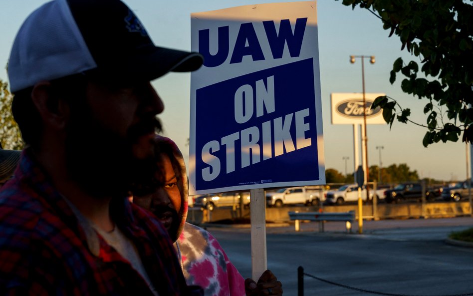 Strajk związkowców z UAW zaczyna szkodzić gospodarce USA