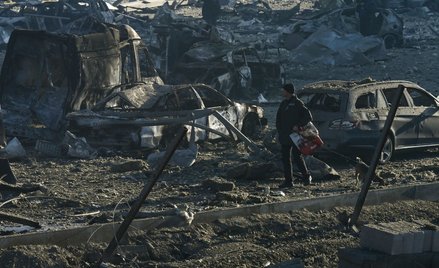 Kijów. Zbombardowane centrum handlowe Retroville