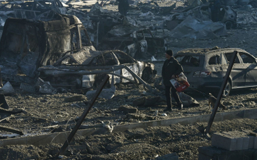 Kijów. Zbombardowane centrum handlowe Retroville