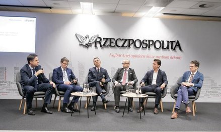 Paneliści zgodzili się, że wyjście z inwestycjami poza Polskę daje znacznie większe możliwości. Nale
