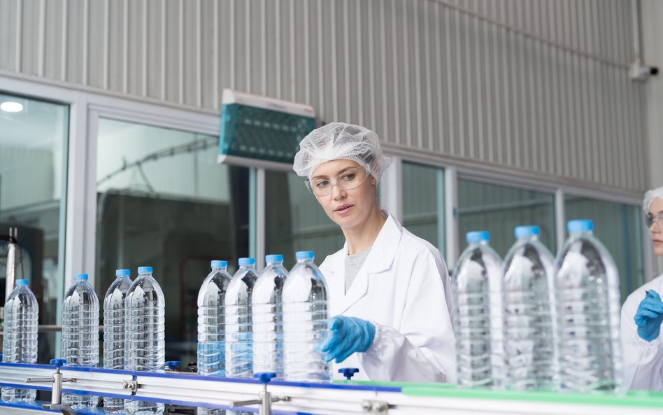 Wielu producentów napojów próbuje znaleźć furtkę pozwalającą uniknąć udziału w systemie kaucyjnym