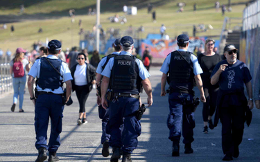 Policjanci patrolują ulice Sydney
