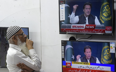 Prezydent Pakistanu rozwiązał parlament, według okólnika Khan nie jest już premierem