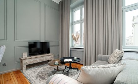 Heyrent to nowa polska platforma bezpośredniej rezerwacji apartamentów, która wchodzi na rynek z amb