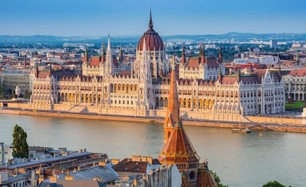 Węgrzy zarabiają coraz więcej