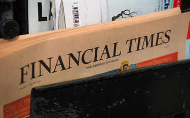 „Financial Times”: Rząd PiS poddaje sądy politycznej kontroli