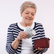 Czternasta emerytura w 2021 roku. Sejm przyjął ustawę. Kto dostanie pieniądze?
