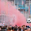 Kibice uwolnieni z pandemicznych rygorów w drodze na stadion Wembley, by obejrzeć finał Anglia – Wło