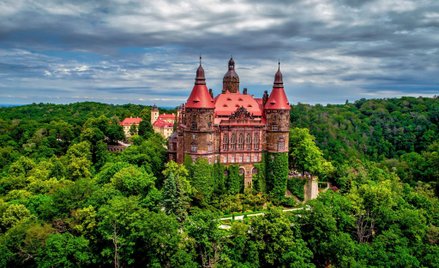 Zamek Książ w Wałbrzychu można już zwiedzać w językach koreańskim i arabskim