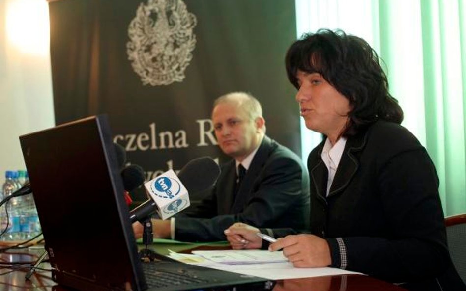 Kto odpowiada za trudny test na aplikacje