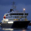 Statek wycieczkowy MV Hondius w porcie Granadilla na Teneryfie