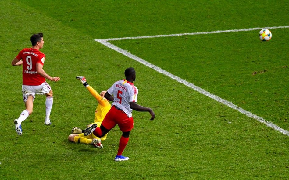 Dwa gole Lewandowskiego, Bayern z Pucharem Niemiec