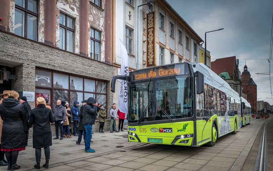 Elektryczne autobusy tylko z dopłatami