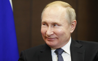 Putin zmniejsza cła na ropę i paliwa