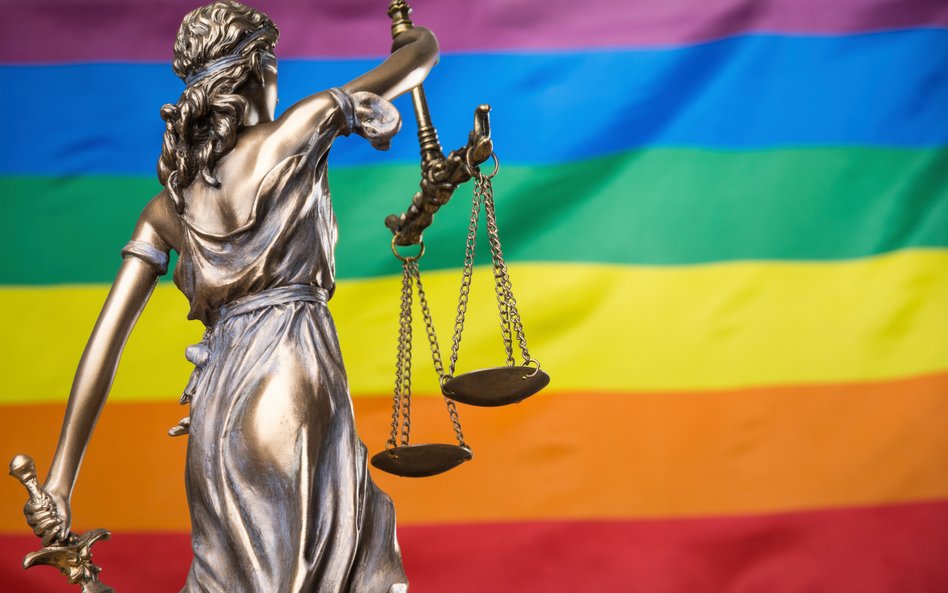 Sąd Najwyższy ułatwia drogę osobom dokonującym tranzycji płciowej