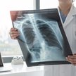 Od 1 października osoby z grupy podwyższonego ryzyka będą mogły skorzystać z bezpłatnej niskodawkowe