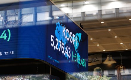 Akcje azjatyckich firm technologicznych mocno zyskiwały podczas piątkowej sesji.