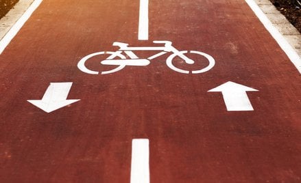 Dzięki funduszom unijnym miasta rozbudowują m.in. sieć dróg dla rowerów
