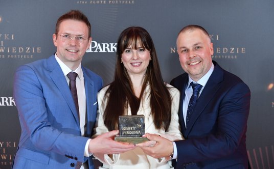 Zarządzający funduszem Skarbiec Spółek Wzrostowych Bartosz Szymański, Paulina Brandstätter i Michał 