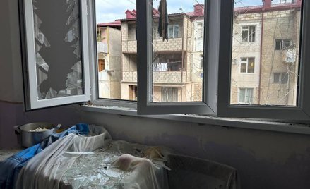 Skutki ostrzału Stepanakertu z ostatnich dni